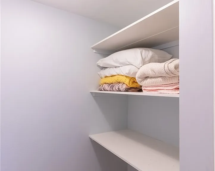 102 Squirrel Point — Photo 43