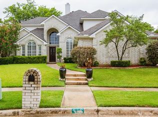 410 Baltusrol Cir, Garland, TX 75044