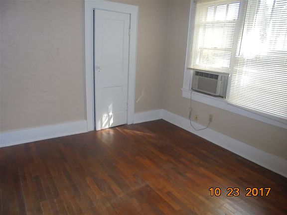 4th image of 321 E Kenworthy St