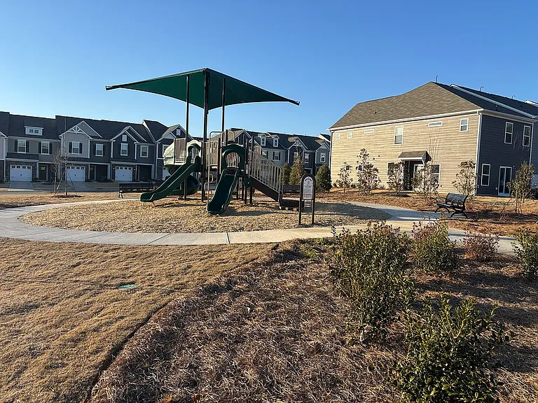 8138 Ramsburg Dr — Photo 37