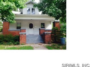 902 Logan St, Alton, IL 62002