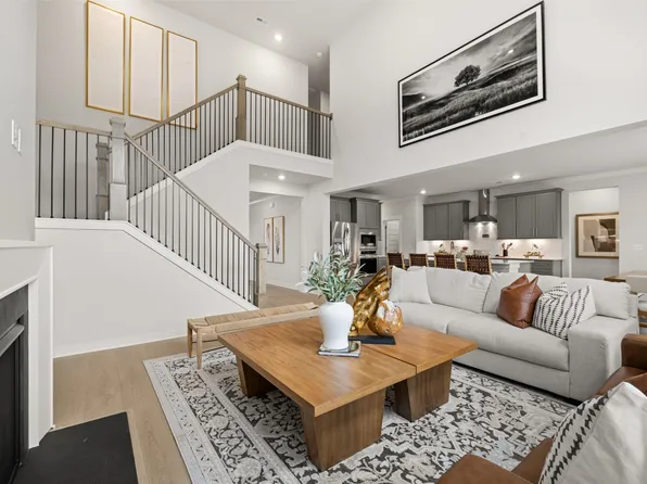 6011 Woodstock Ln, Spring Hill, TN 37174