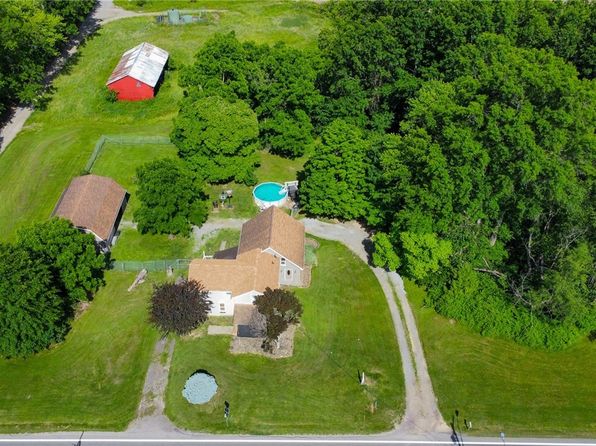 429 Struthers Coitsville Rd, Lowellville, OH 44436