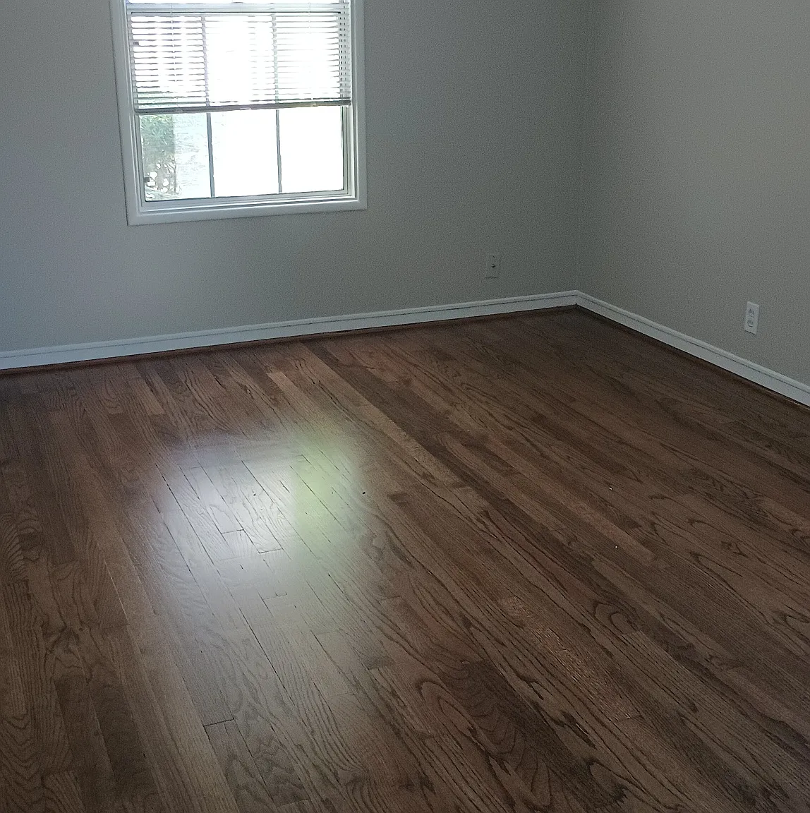 2 bed, 850 sqft, $2,800 — Photo 2