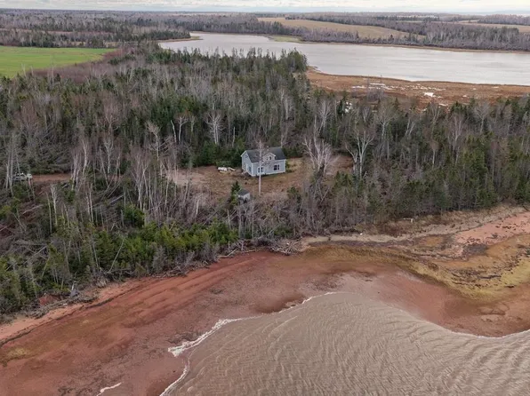 863 Roseberry Rd, Saint John's Parish, PE C0A 1A0