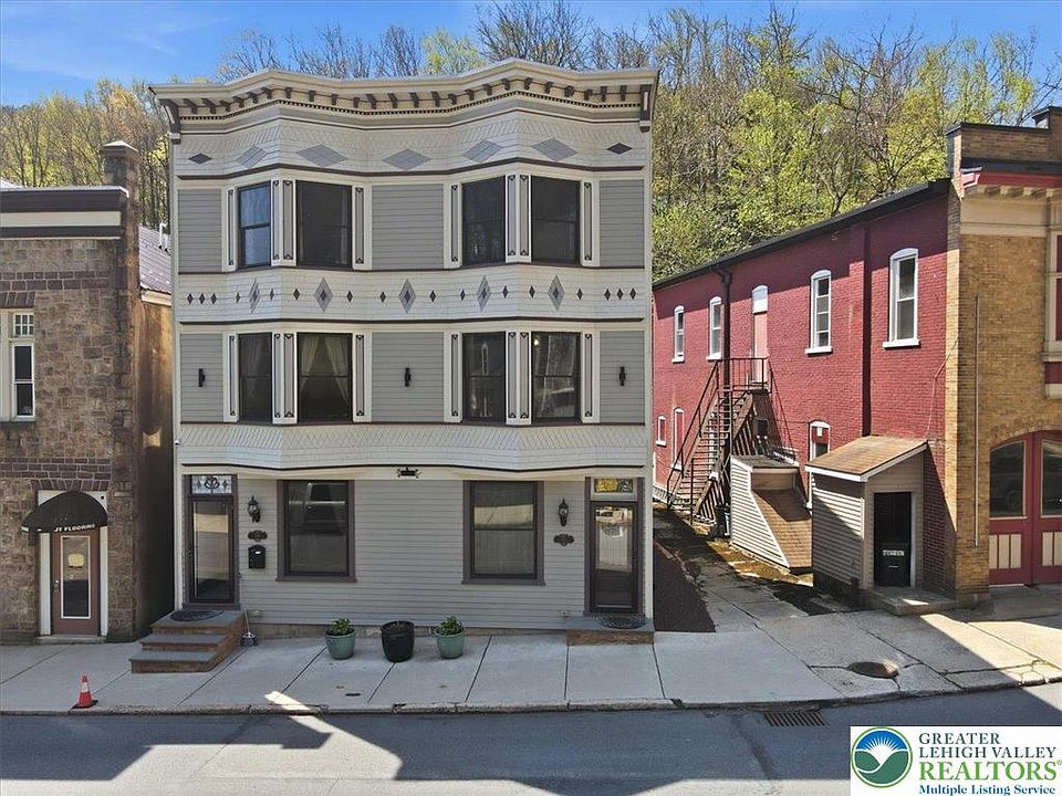 1st image of 171 West Broadway