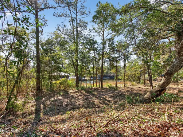 112 SE 22nd St Lot 16, Oak Island, NC 28465