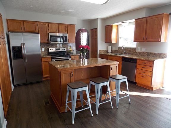 5th image of 3478 Courtland Dr