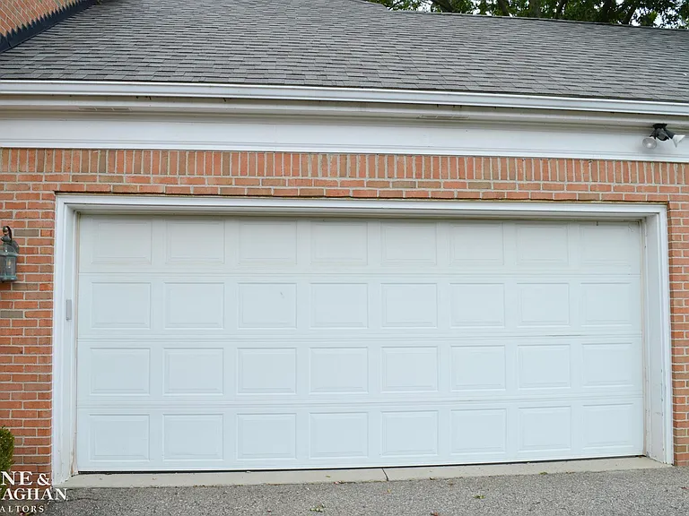 860 Neff Rd — Photo 34