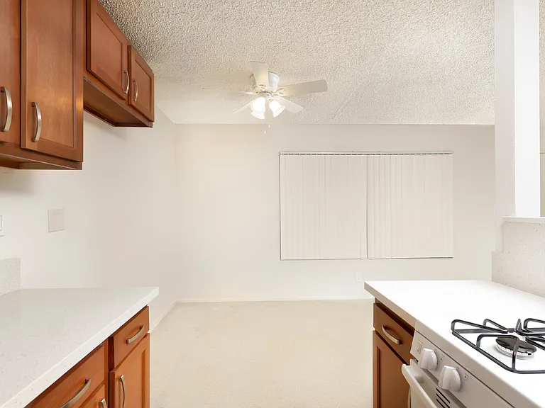 1939 E Wilson Ave #5 — Photo 8