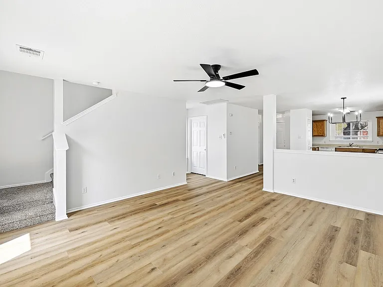 332 Wetzel — Photo 7