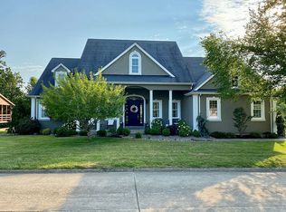 312 Berman Dr, Milton, WV 25541