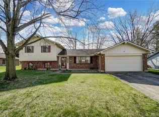 565 Wisteria Dr, Troy, OH