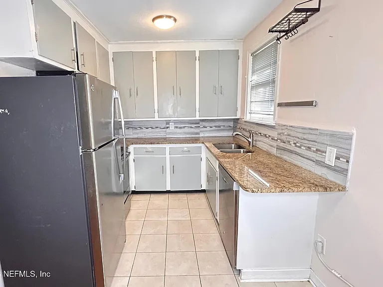 55 Riberia St #6 — Photo 14