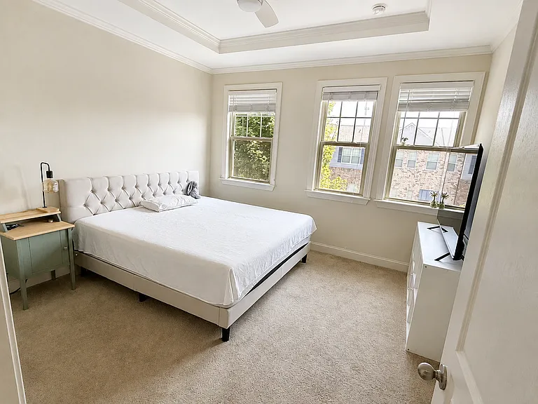 4496 Kerrington Ave — Photo 5