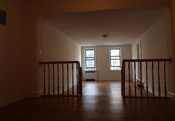 2nd image of 480 W 187th St APT 4D