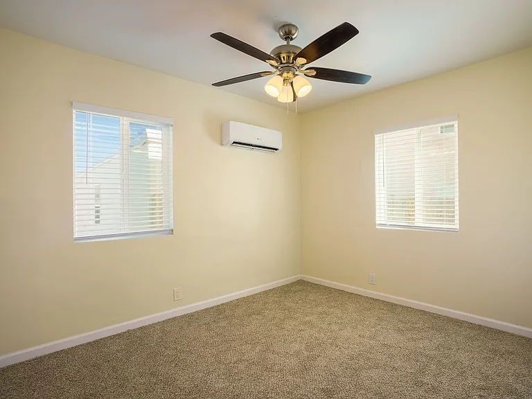 505 Headingly Ave NW — Photo 8