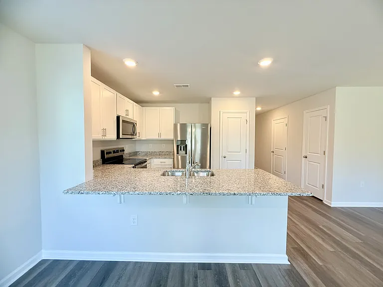 128 Harvest Gold Dr — Photo 6