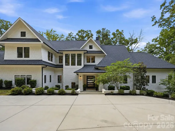 13702 Sage Thrasher Ln, Charlotte, NC 28278