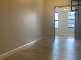 200 1st Ave APT 8, New York, NY 10009