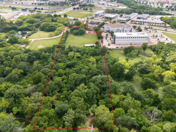 2121 E Pecan Ln, Plano, TX 75074