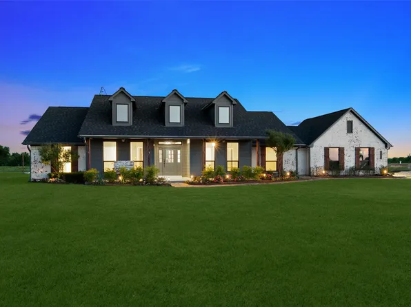 1019 Vaughan Ln, Tioga, TX 76271