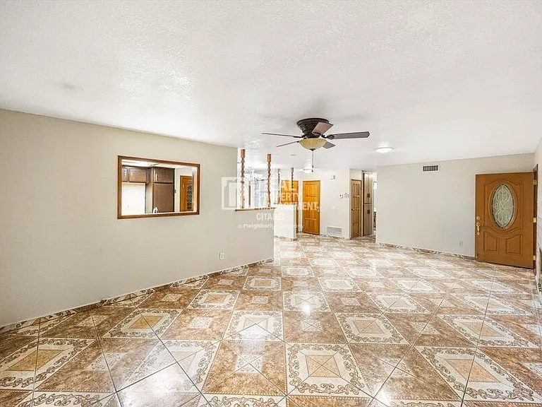 16653 Mallory Dr — Photo 27