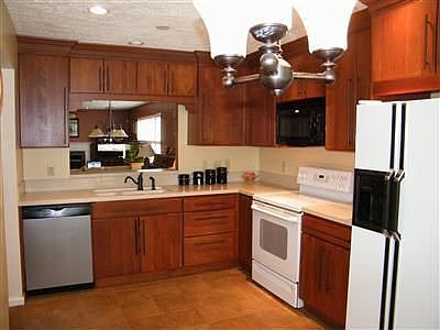 5th image of 3805 Aria Ln
