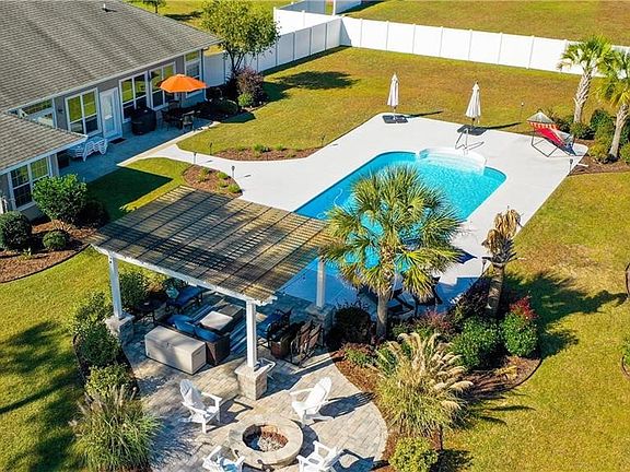 4th image of 606 Stonewall Jackson Pl