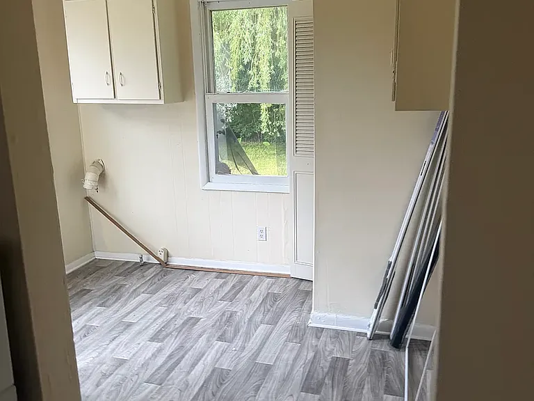 2927 Fairview St — Photo 16