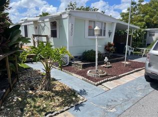 7830 Orangewood Lakes Rd, New Pt Richey, FL 34653