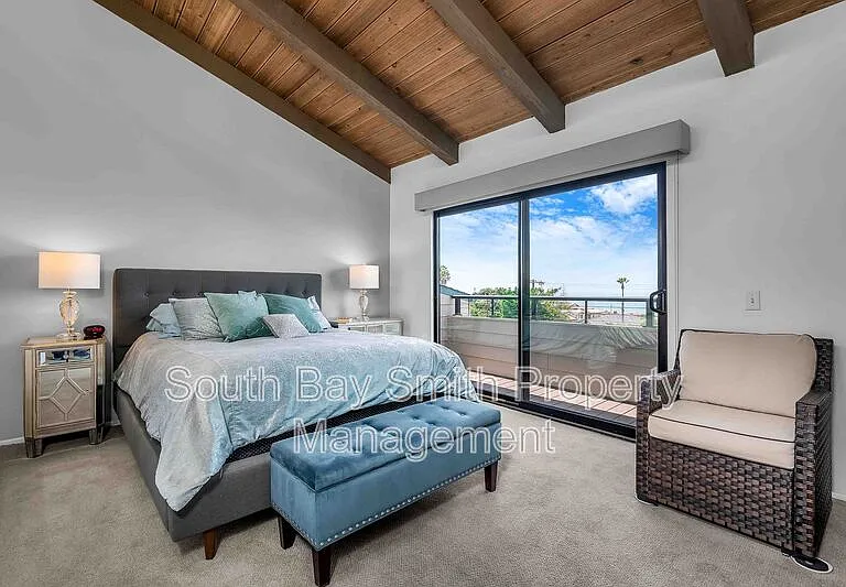 420 Palos Verdes Blvd — Photo 23