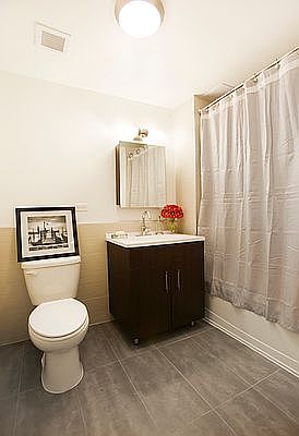 5th image of 260 W 26th St APT 4P