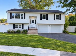2A Denora Dr, Totowa, NJ 07512