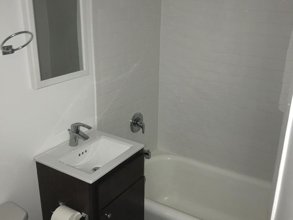 1st image of 2936 W Palmer St