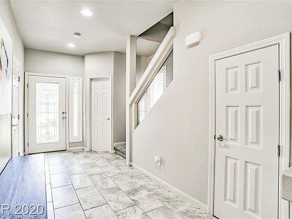 3rd image of 5968 Thistle Meadow Ave