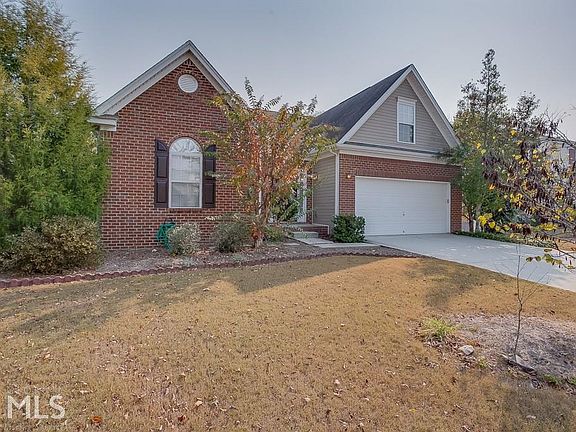 2nd image of 1340 Skipping Rock Ln