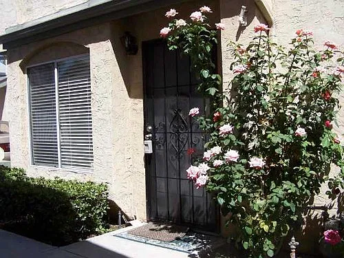655 Washington Ave #U