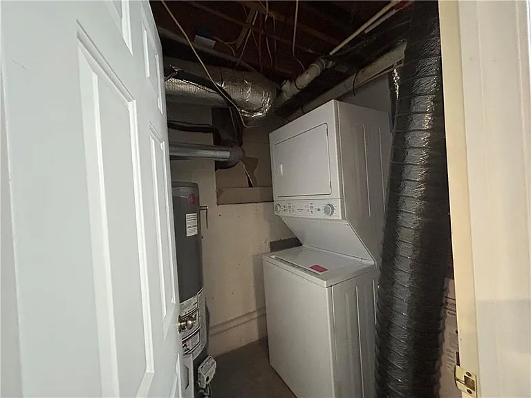 4188 Azalea Ct #BASEMENT — Photo 8