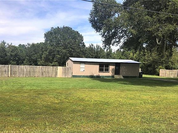 3rd image of 949 Saddlewood Blvd