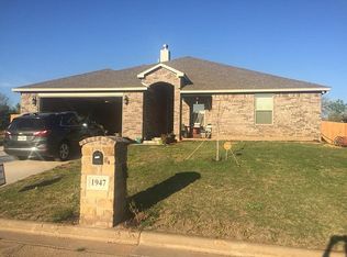 1947 Bobby Ln, Graham, TX 76450