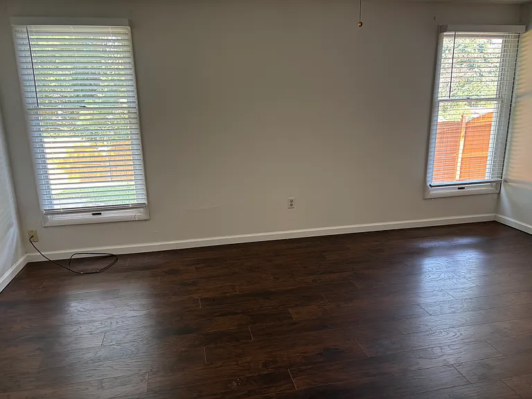 15457 Clover Ridge Dr — Photo 12