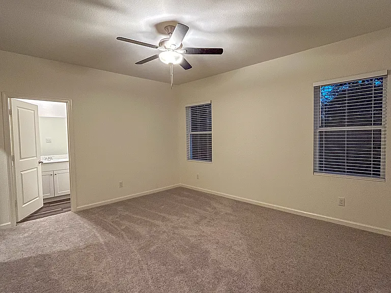 4407 Silverweed Ln — Photo 25