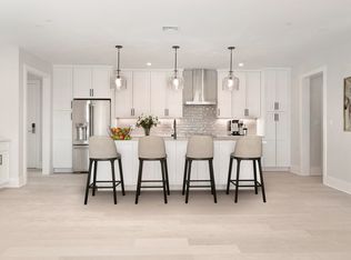 62 Foundry St #304, Wakefield, MA 01880