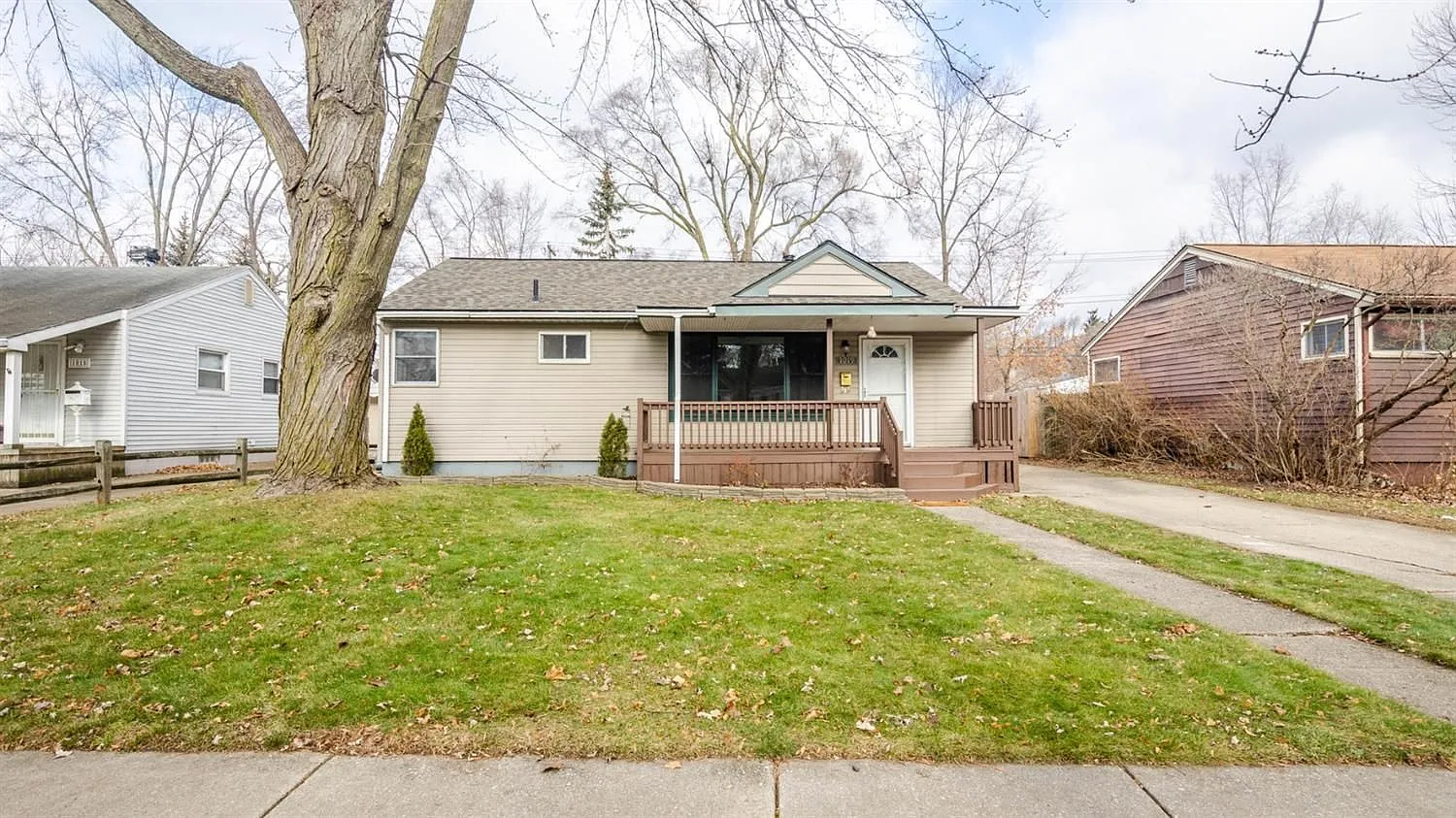 1019 Janet Ave photo 1