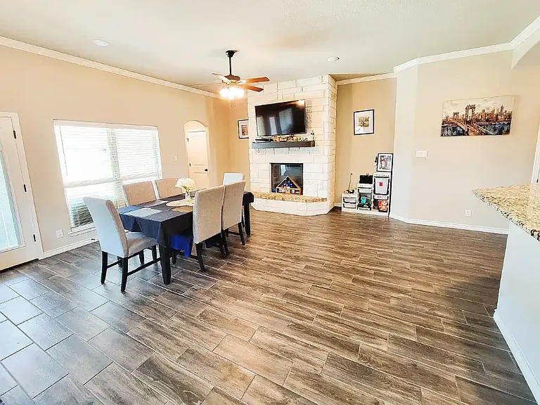 5207 Colina Dr — Photo 11