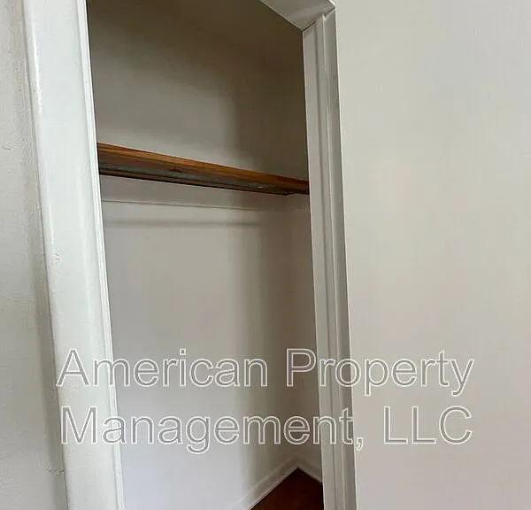 523 E Duncan St — Photo 25
