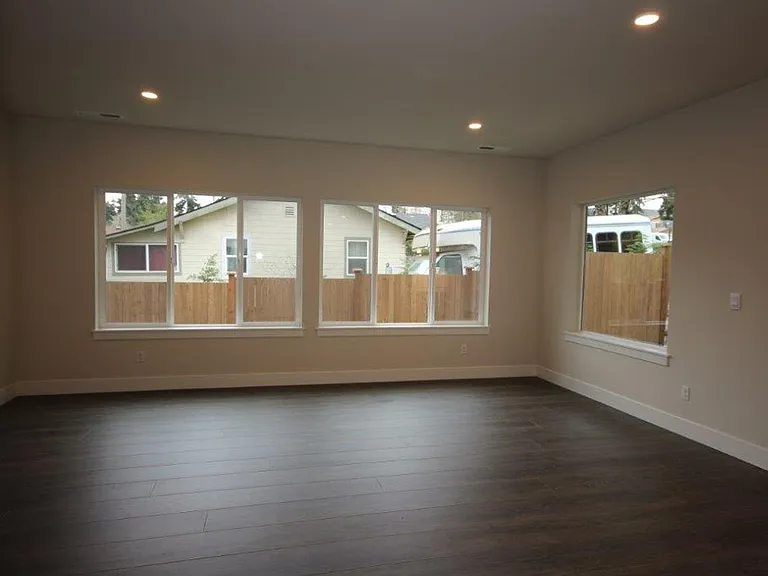 229 179th Pl SW — Photo 3