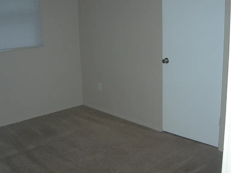 48661 Sully Dr — Photo 17