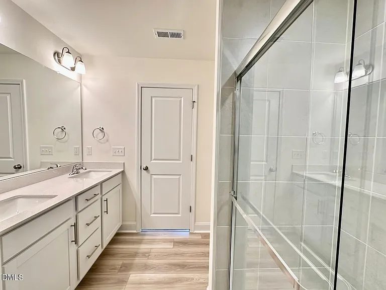 947 Kensley Grove Ln — Photo 18
